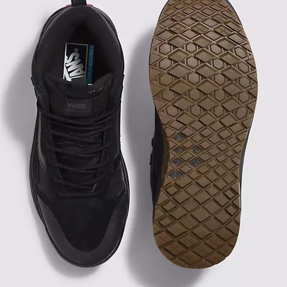 Vans Unisex UltraRange Exo Hi MTE Shoes - Picture 1 of 11